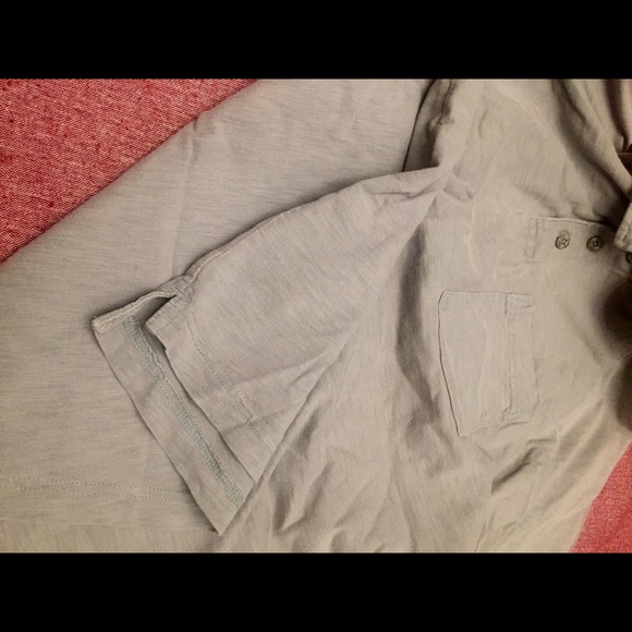 Light green shirt - Picture 4 of 4